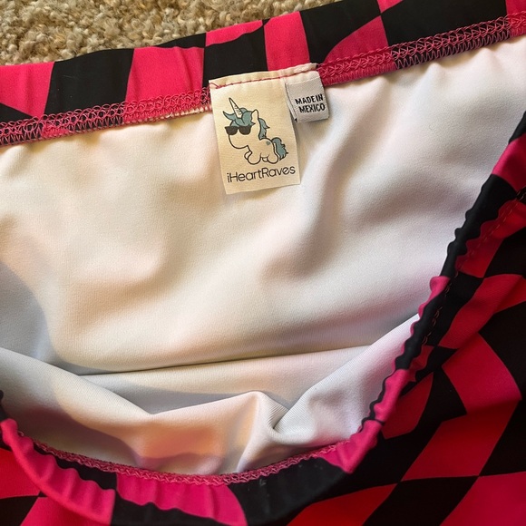 Booty shorts - Picture 3 of 3